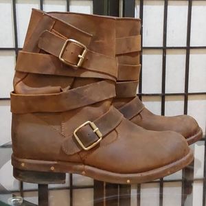 Jeffrey Campbell Brit Distressed Brown Leather Moto Strap Biker Pull On Boots 10